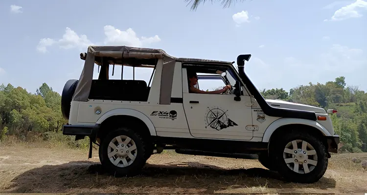 Kufri-Adventure-Heli-Ride-Jeep-Safari-Himalayan-Thrills-Image.webp